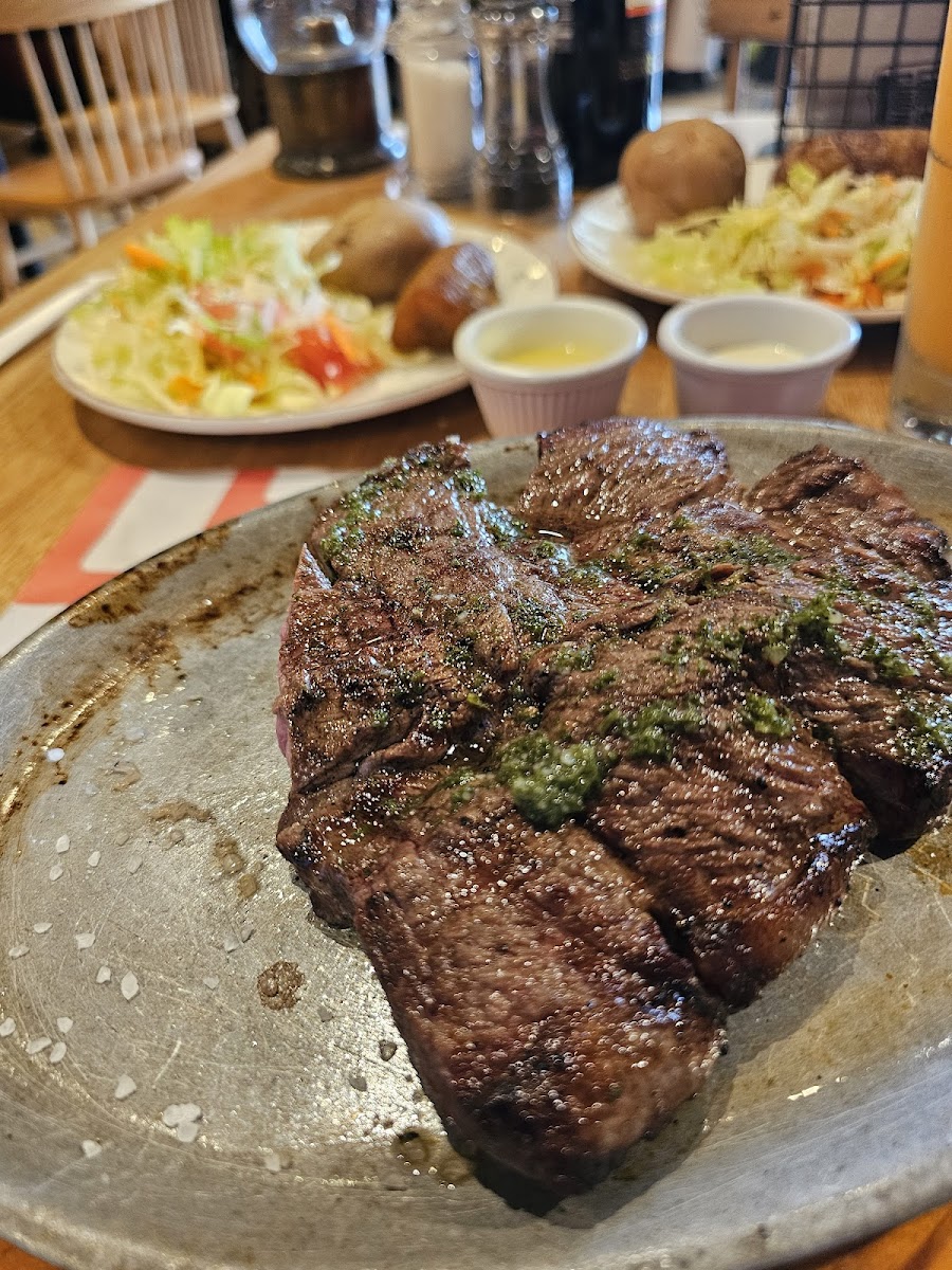 Leños Y Carbón Palmas Mall Photos 2